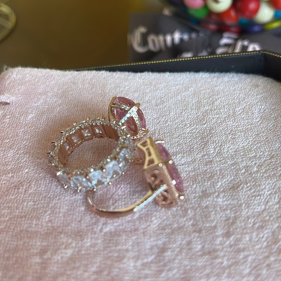 Pink Rings - Picture 6 of 12